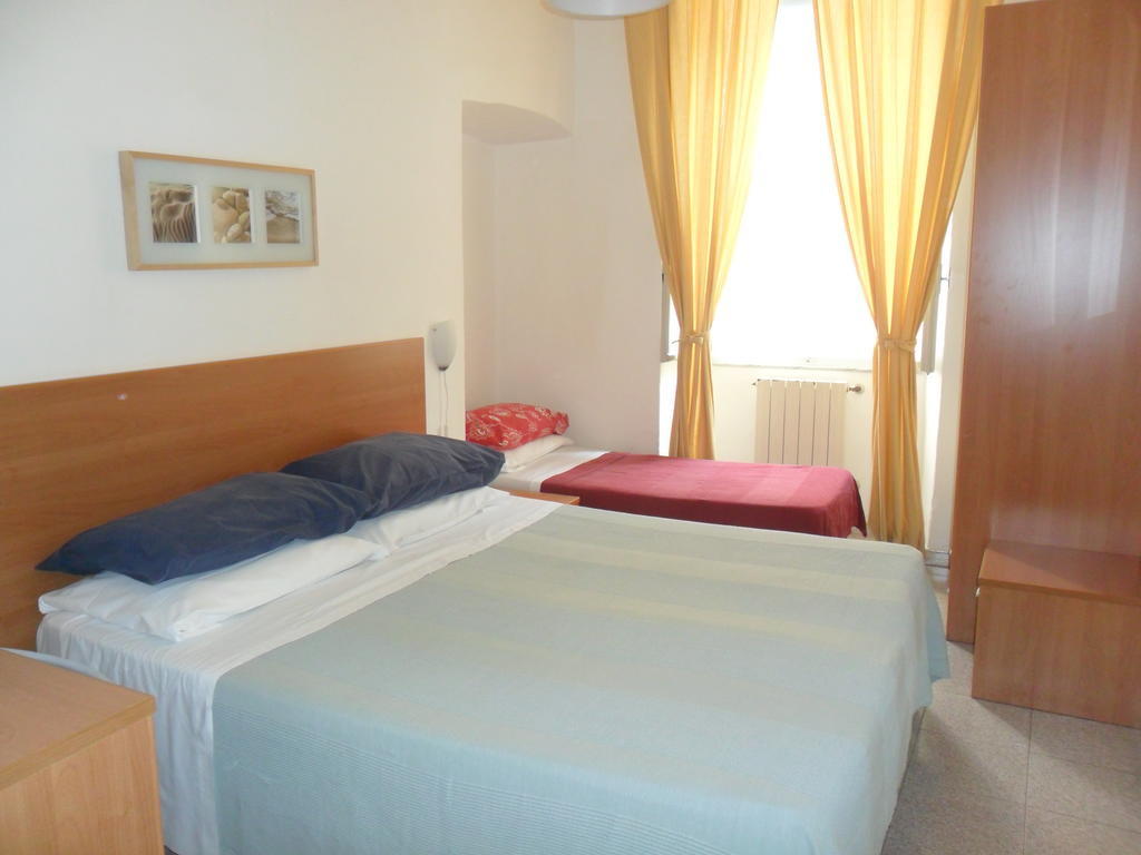 Albergo Romeo Noli Quarto foto
